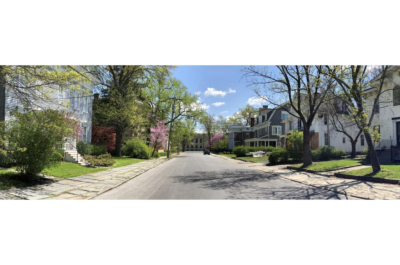 Hudson City Bed And Breakfast Exterior photo